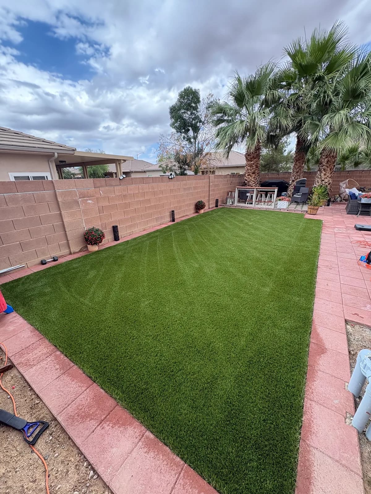 Deep Cleaned Backyard Turf in Mesquite, NV after